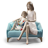 Фигурка Lladro Почитаем? 21х23 см, фарфор